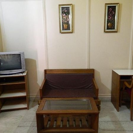 Viraaj Guest House 诺伊达 外观 照片
